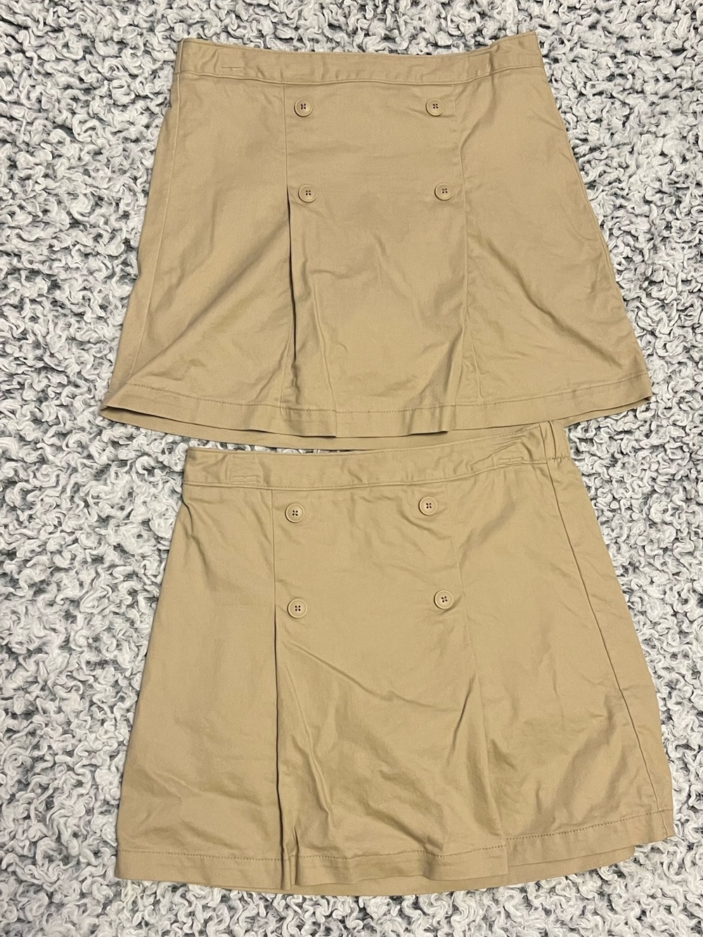 Old Navy Double Button Front Uniform Skort